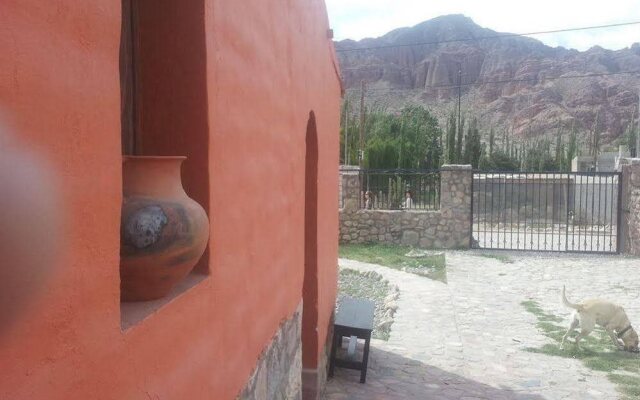 La Casona Amarilla