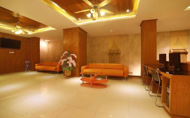 Lotus Hotel Patong