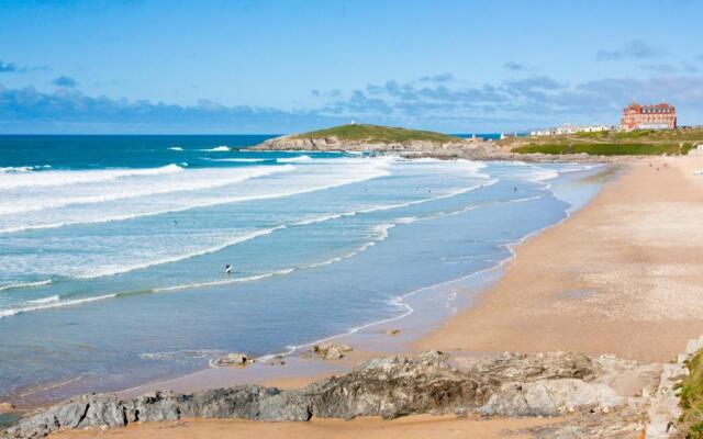 Ground Floor 2-Bedroom Apartment - Fistral Beach