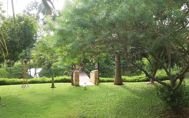 Malee Garden