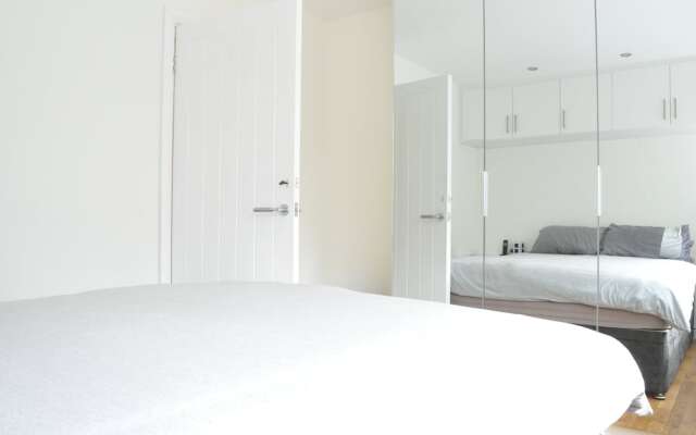 Luxury 2 Bedroom Apartment Opposite Regent's Park