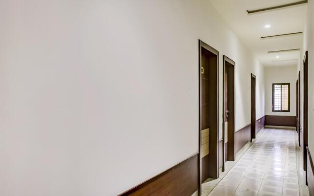 OYO 24814 Sharda Regency