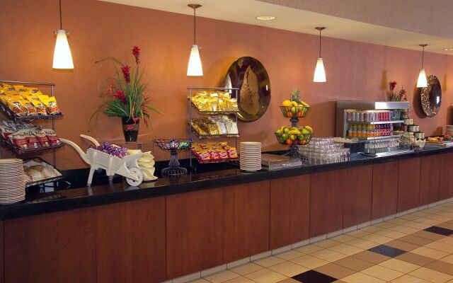 Sheraton Westport Plaza Hotel St. Louis