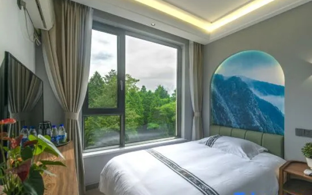 Yunqiju Hotel
