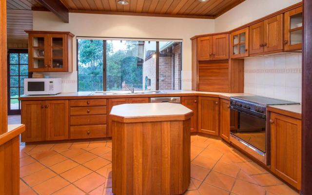 A Hidden Bush Delight