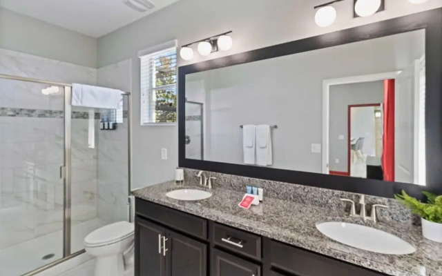 4737 Kings Castle Circle