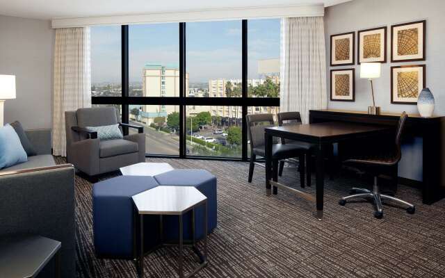 Embassy Suites by Hilton Los Angeles International Airport North