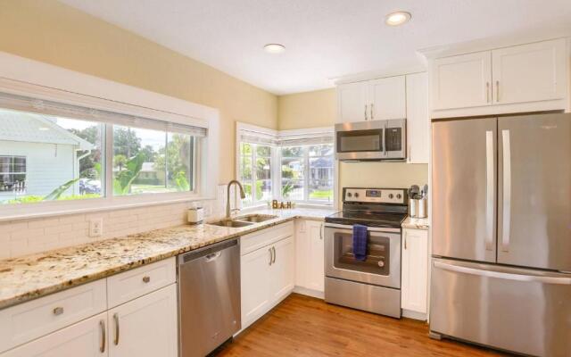 Dunedin Main Street Bungalow