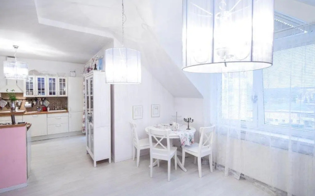 Silvie Apartments - Roosevelt