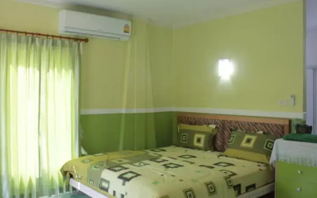 Paklok House