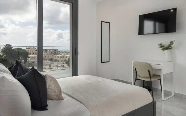 Phaedrus Living Paphos Noir Residence