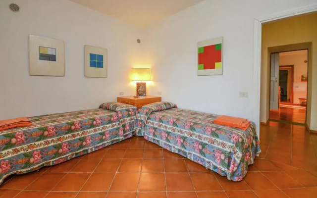 Sprawling Villa With Breathtaking Views In Emilia-Romagna