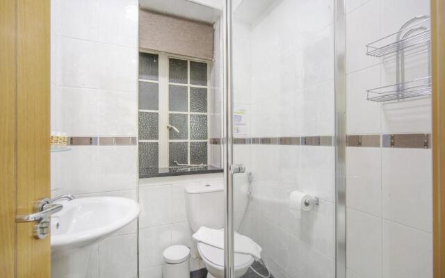 Bryanston Apartments