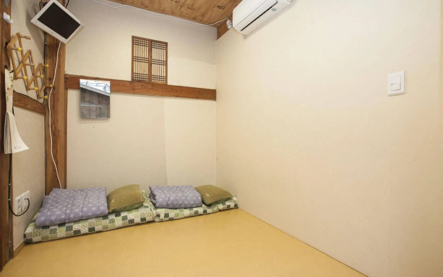 Kimchi Guesthouse Jongno