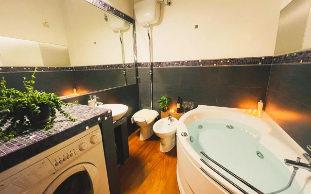 Trevi Fountain Luxury Guest House