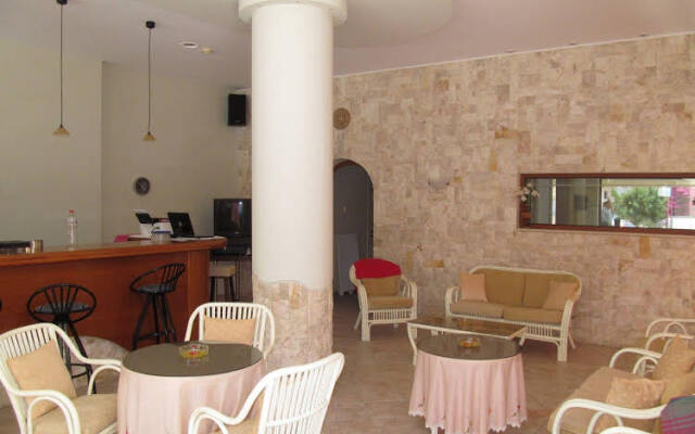 Arkadi Hotel