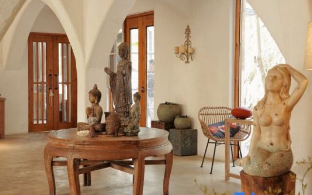 Zhi Lan Qiu Lakeside Homestay