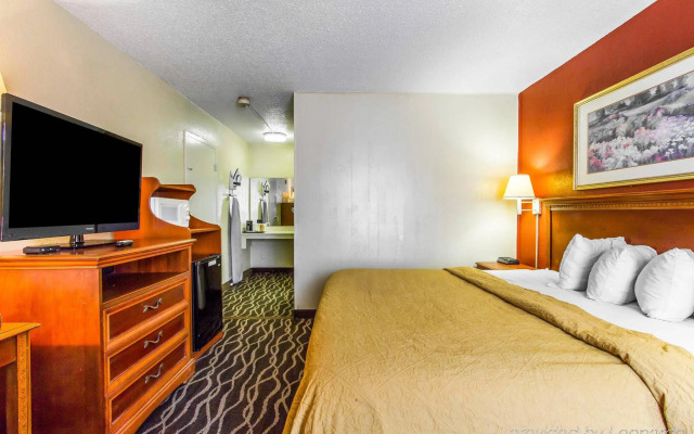 Motel 6 Opelika, AL