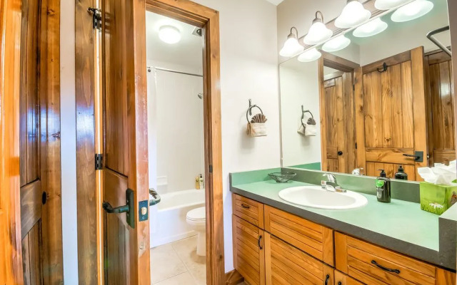 Invitingly Furnished3 Bedroom Timber Run 112 In Steamboat Springs