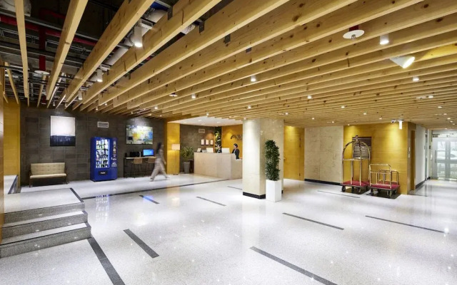 Bridge residence hotel