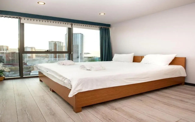 Marina Green Suit Hotel