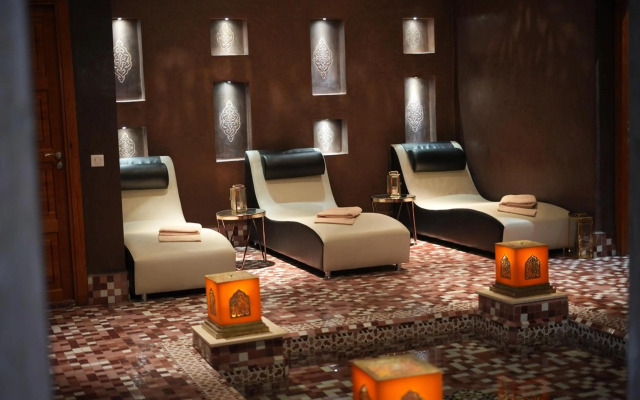 Zephyr Hotel Club Resort and Spa