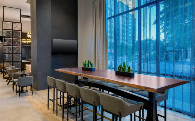 Courtyard by Marriott Atlanta Midtown