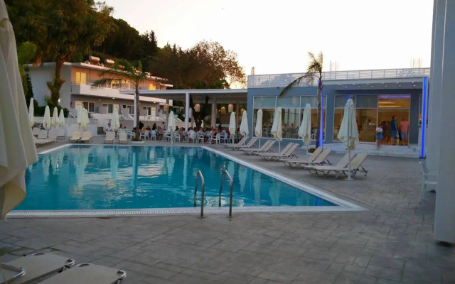 Oceanis Park Hotel