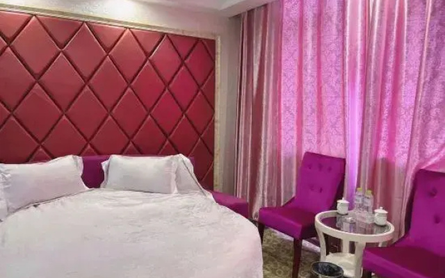 Huaxuan Select Hotel (Chengwu Building Materials City Shop)