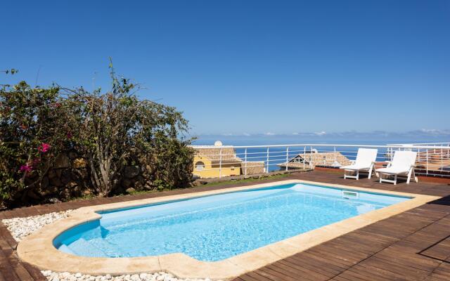 Home2Book Stunning Villa Raquel, Pool & View