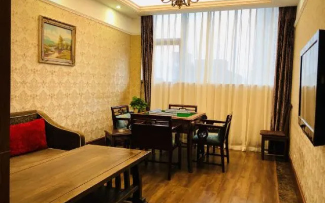 Home Meeting Hotel (Chengdu Kuanzhai alley)