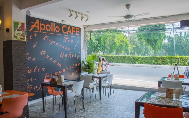 Apollo Apart Hotel