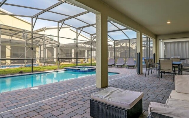 Charming Home Ideal Location Spacious Game Room