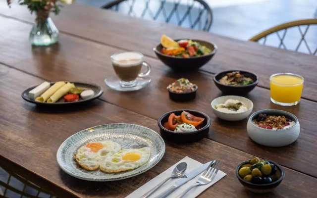 The Savoy Tel-Aviv, Sea Side