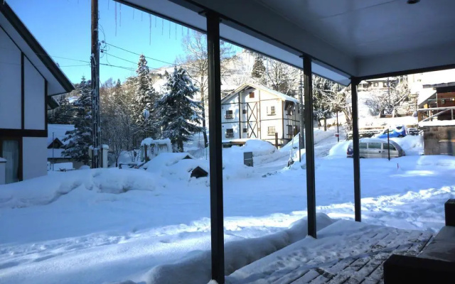 Zen Chalets Hakuba