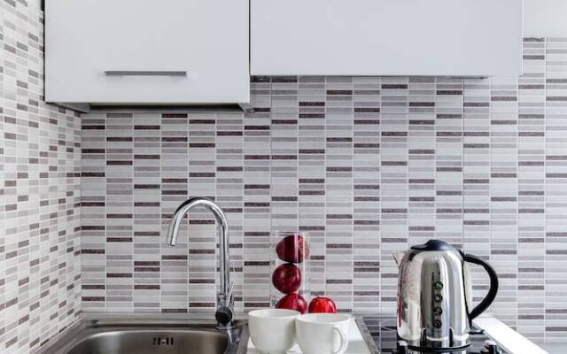 A World Aparts - 61 Margutta