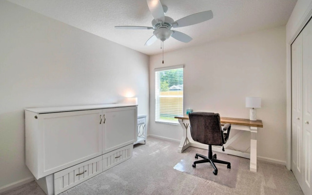 Open-concept Wildwood Home w/ Lanai & Yard!