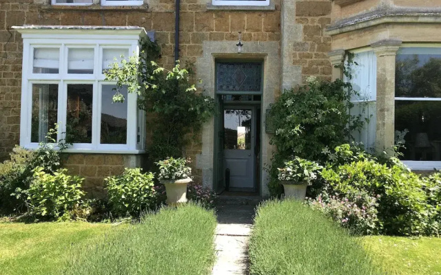 Ellesmere House