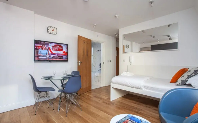 Quality Apartment Shaftersbury Avenue