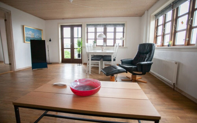 Downtown - City View - 2 BR - Spacious