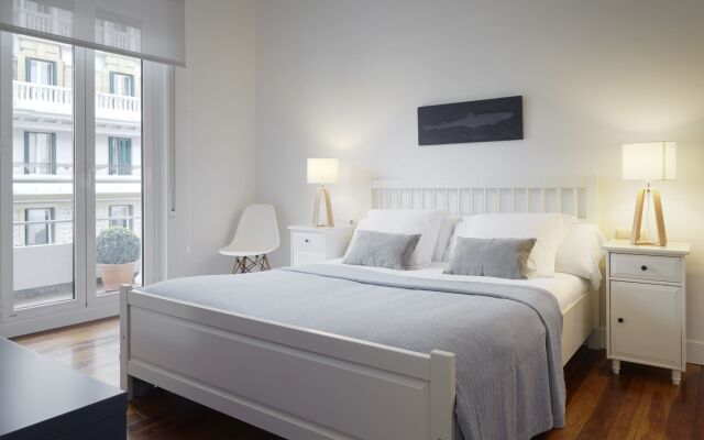 Zubiri Plaza Apartment by FeelFree Rentals