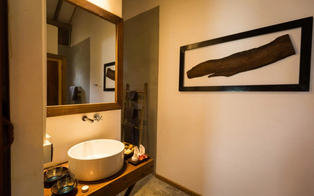 Kampot River Residence