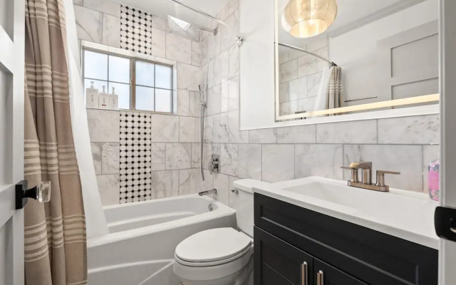 Stylish Villa Near Treasure Island Beaches