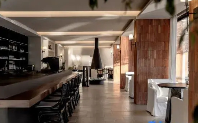 Dali 9958 Scenic Hotel