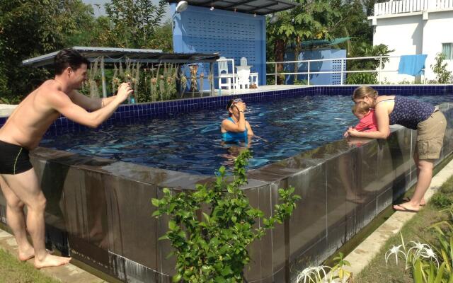 Lake Scene Resort