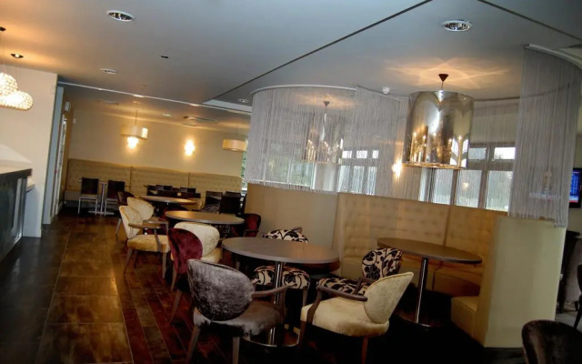 Heythrop Park Hotel - Adults Only