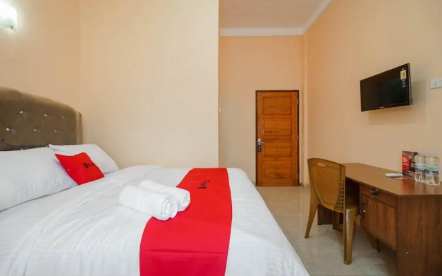 Graha Aditya by RedDoorz