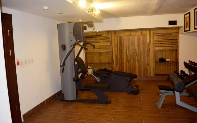 Roots Hotel Apartment