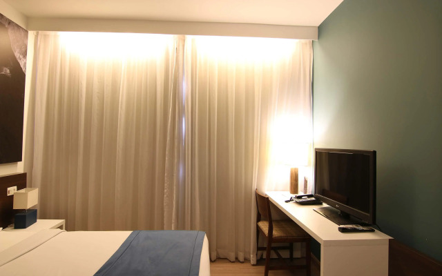 VOA Business Supreme Choice Confins