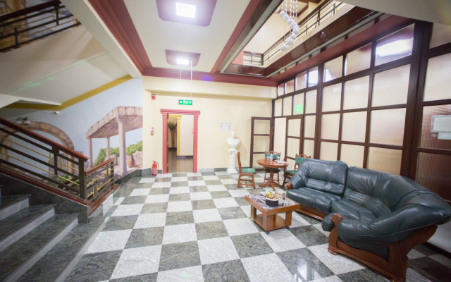 Bucharest Comfort Suites